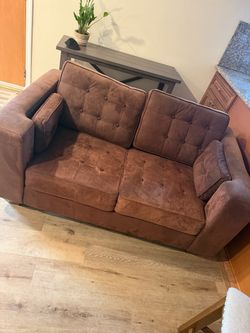 Brown Tufted Microfiber Loveseat