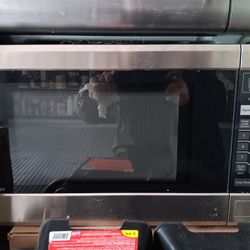 Cuisinart Microwave Oven CMW-100 