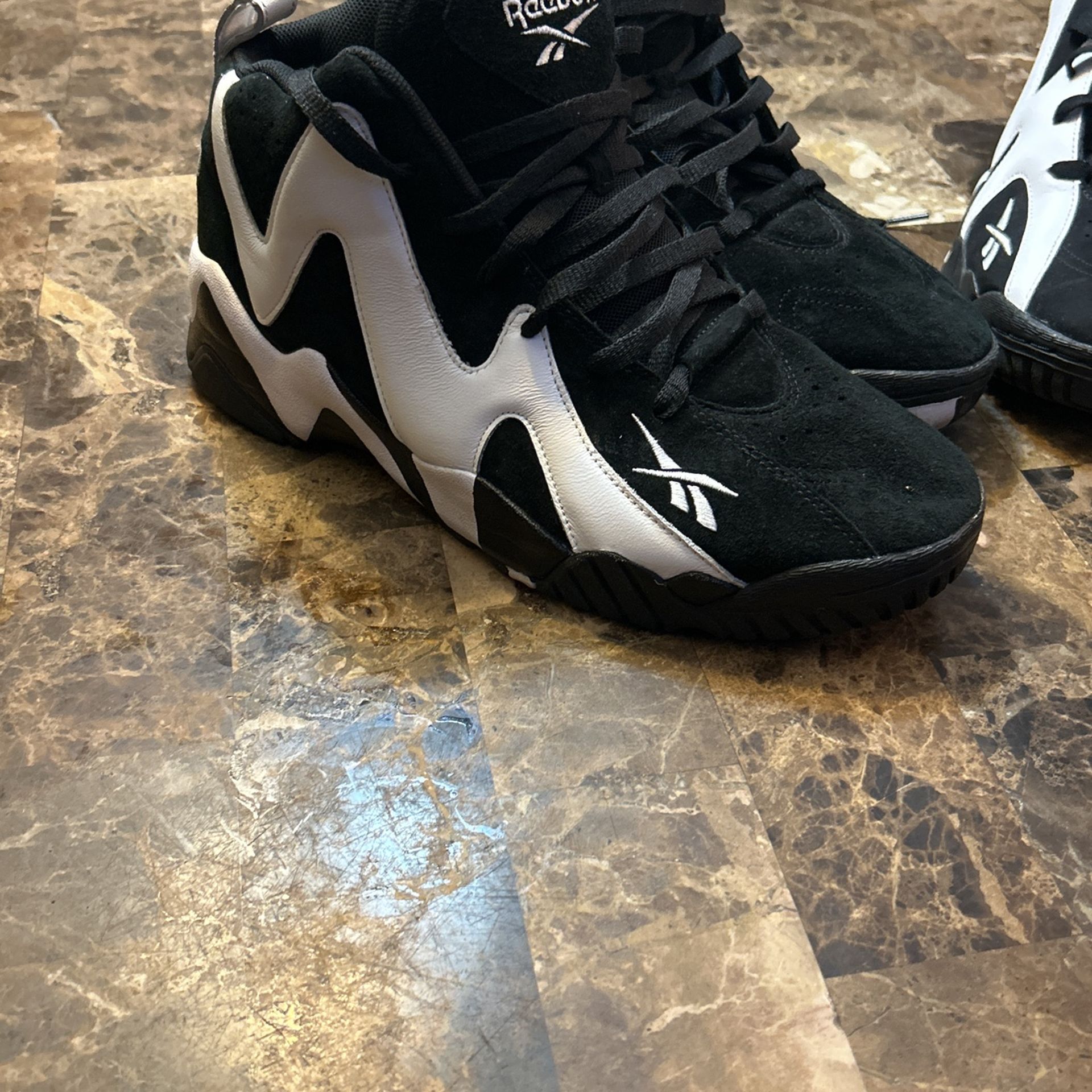 Men's Reebok “ KAMIKAZE” Size 12