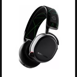 SteelSeries Arctis 9X Wireless Gaming Headset – Integrated Xbox Bluetooth – 20+ Hour Battery Life – for Xbox One and Series X Plus