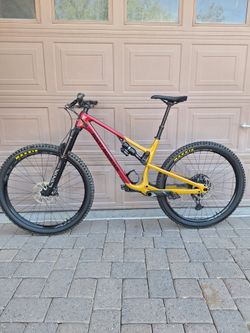 ROCKY MOUNTAIN INSTINCT 2024 CARBON 29 ER FULL SUSPENSION SETUP TUBELESS ( CHECK MY OTHER BIKES)