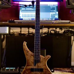 Tune TWB4 Bass Guitar