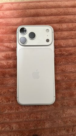 iPhone 17 pro max