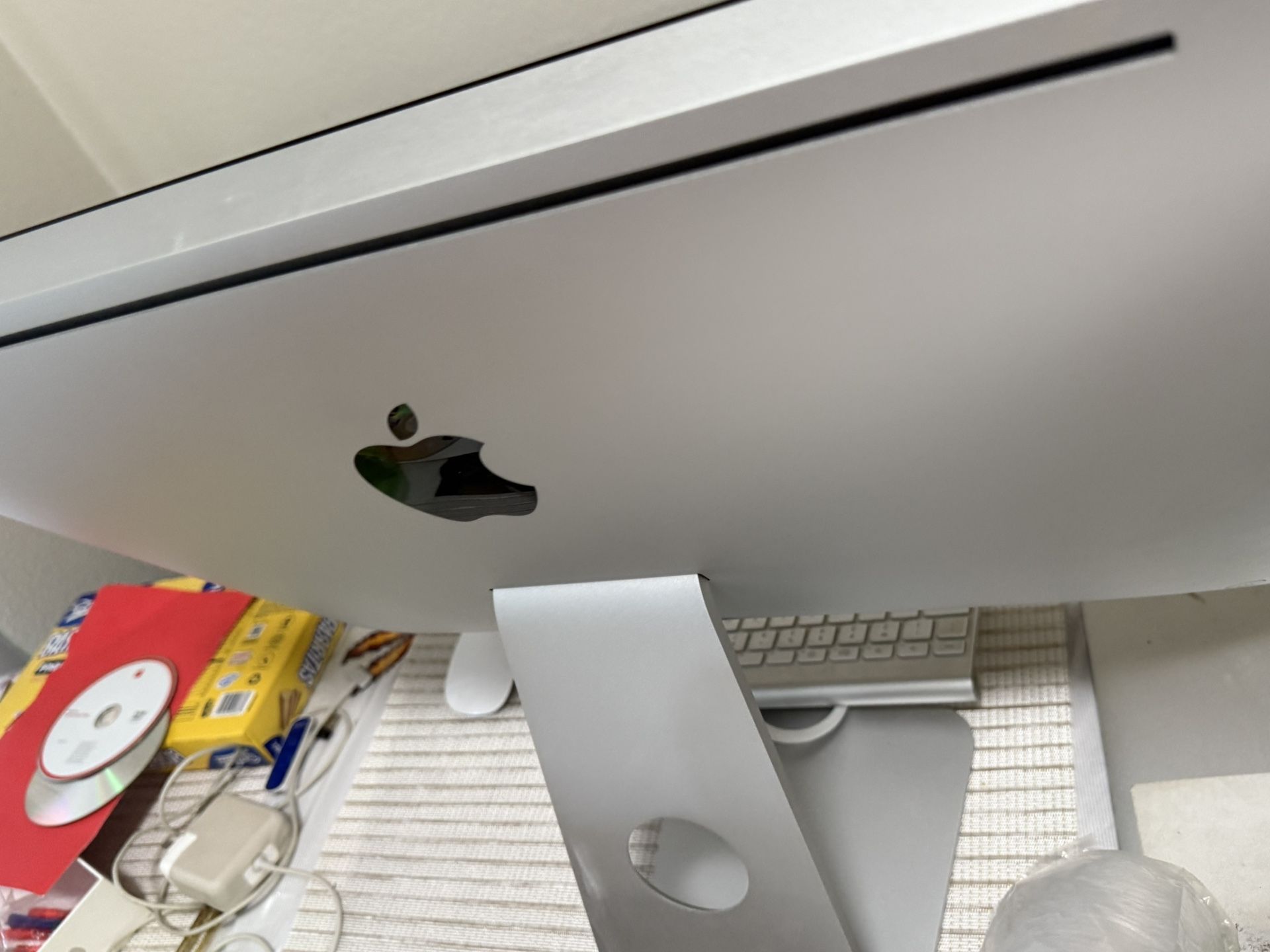 21.5inch LED 16:9 Widescreen Computer iMac 21.5inch LED 16:9 Widescreen Computer iMac