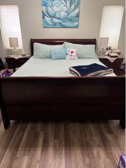 King Size Sleigh bed with Mattress set.
