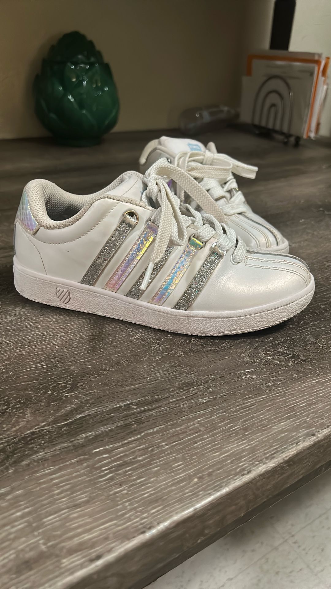 Girls K-Swiss Size 3.5
