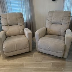 Pair of Gray La Z Boy Rocker Recliners