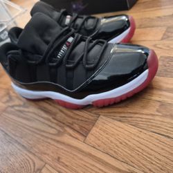 Retro Jordan 12 bred low mens size 12