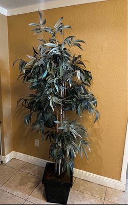 7 Ft ARTIFICIAL BAMBOO TREE…Metal Base 14” W… (SEE ALL PICTURES) $85