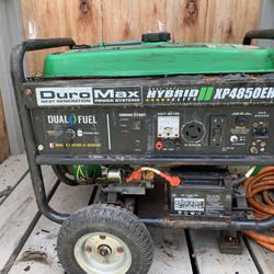 Duromax Generator XP4850EH