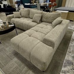 Sectional Sofa 