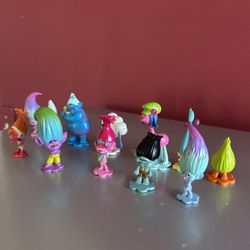 Trolls Lot Of 12