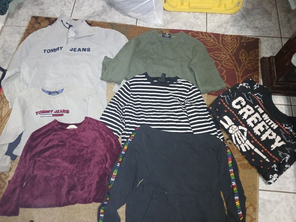 CLOTHES Bundle (WOMENS)