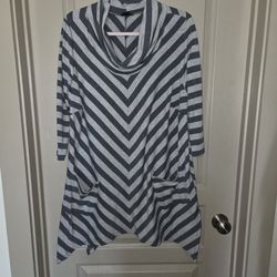 Women's Striped Top With Pockets
