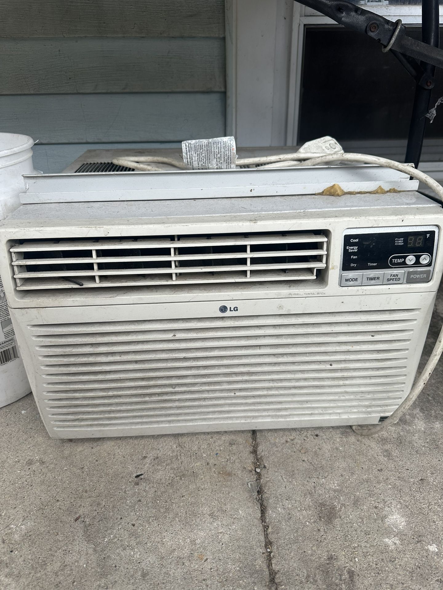 LG Air Conditioner