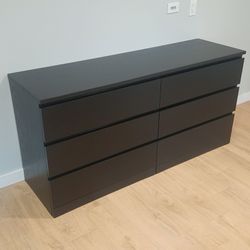 Black Ikea 6-drawer dresser
