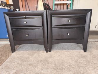 2 Night Stands/ Side Tables in Black