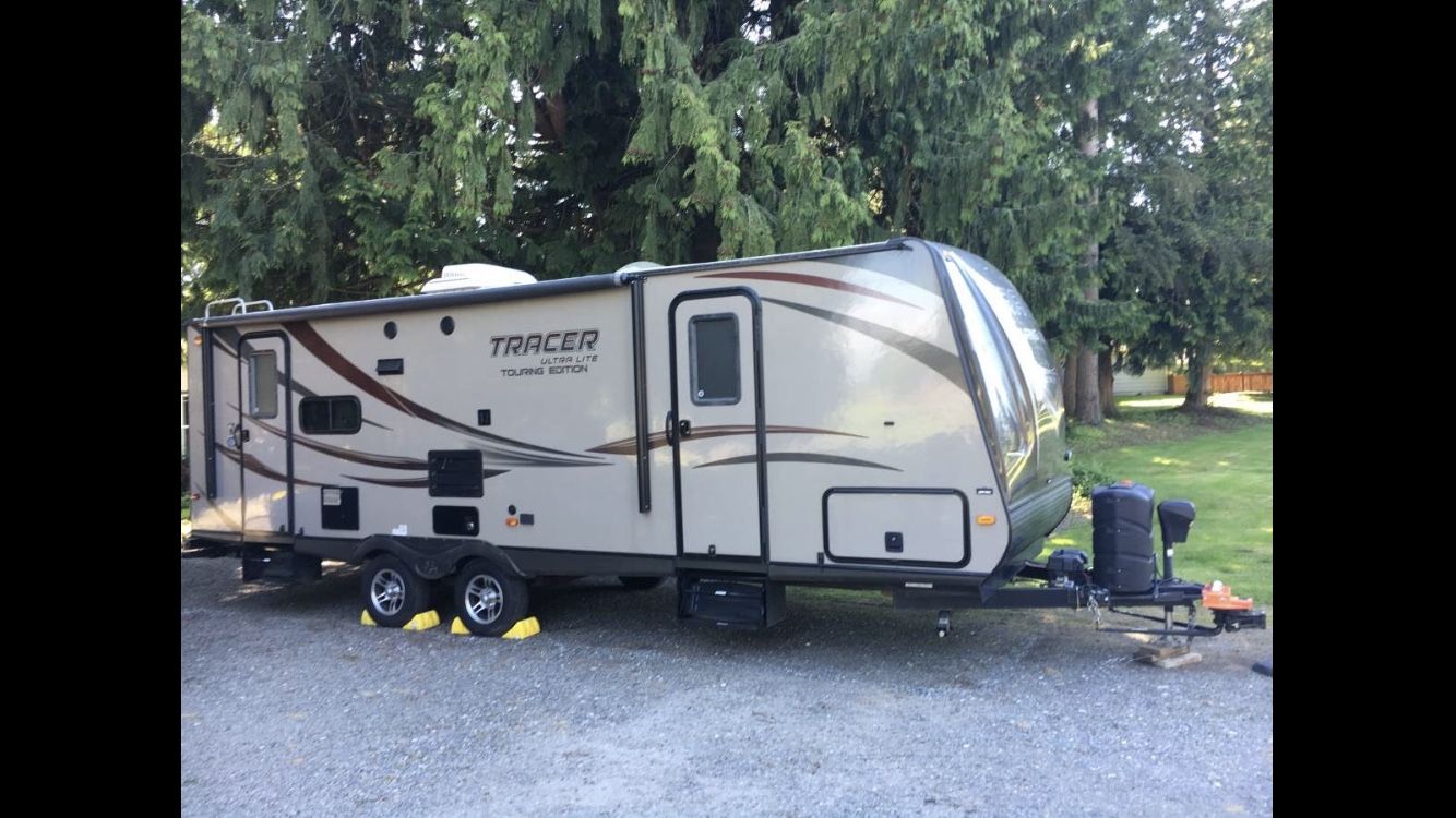 2014 FOREST RIVER TRAVEL TRAILER (REDUCED PRICE)