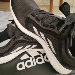 Adidas edge Lux 4 Running Shoe