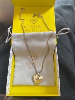 Kendra Scott Gold Heart Rose Pendant Necklace