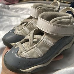 Kid Jordan’s size 10c
