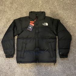  Nuptse North Face Puffer 