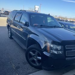 2011 Chevrolet Suburban Ltz 4D