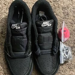 Travis Scott Black Phantom 