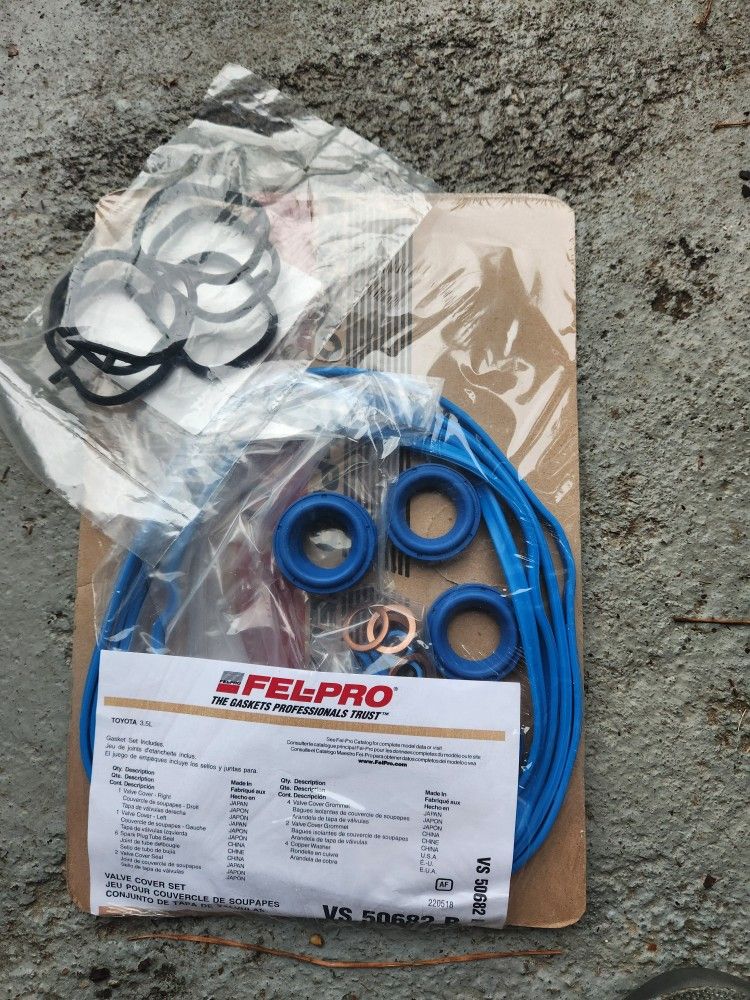 Valve Cover Gasket Set + Intake Plenum Gaskets
