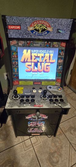 Street fighter arcade with over 10k games