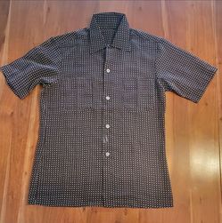 Men's Buttoned Black/Red Collared Shirt