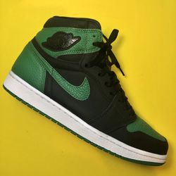 Jordan 1 ‘Pine Green’ - Size 9.5