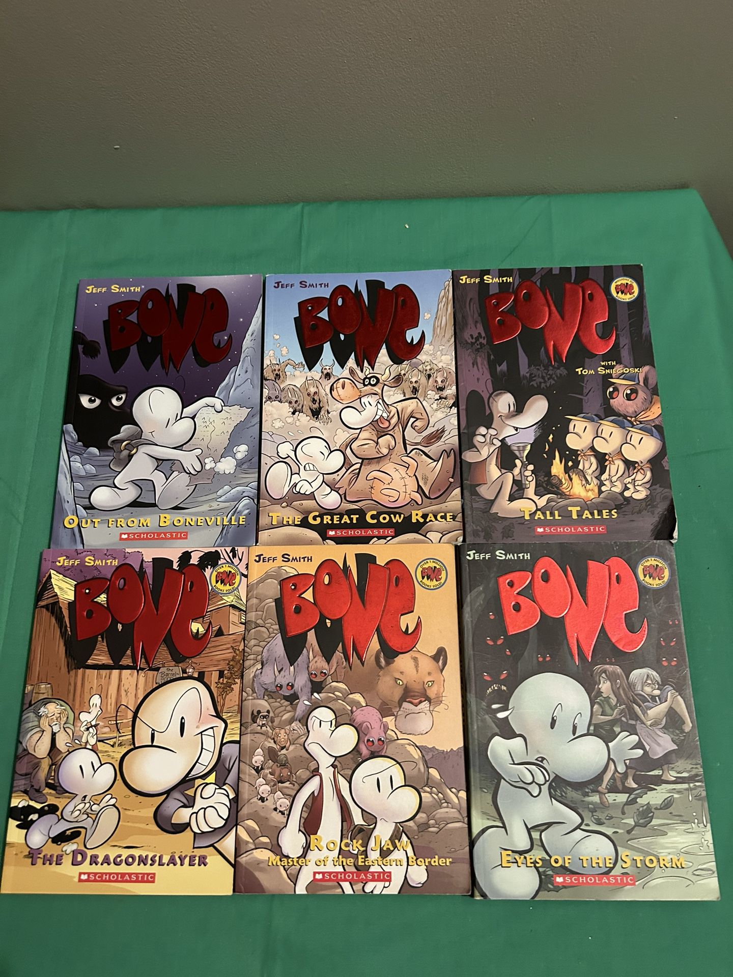 Bones Jeff Smith Series Book Lot of 6 Pre-owned 