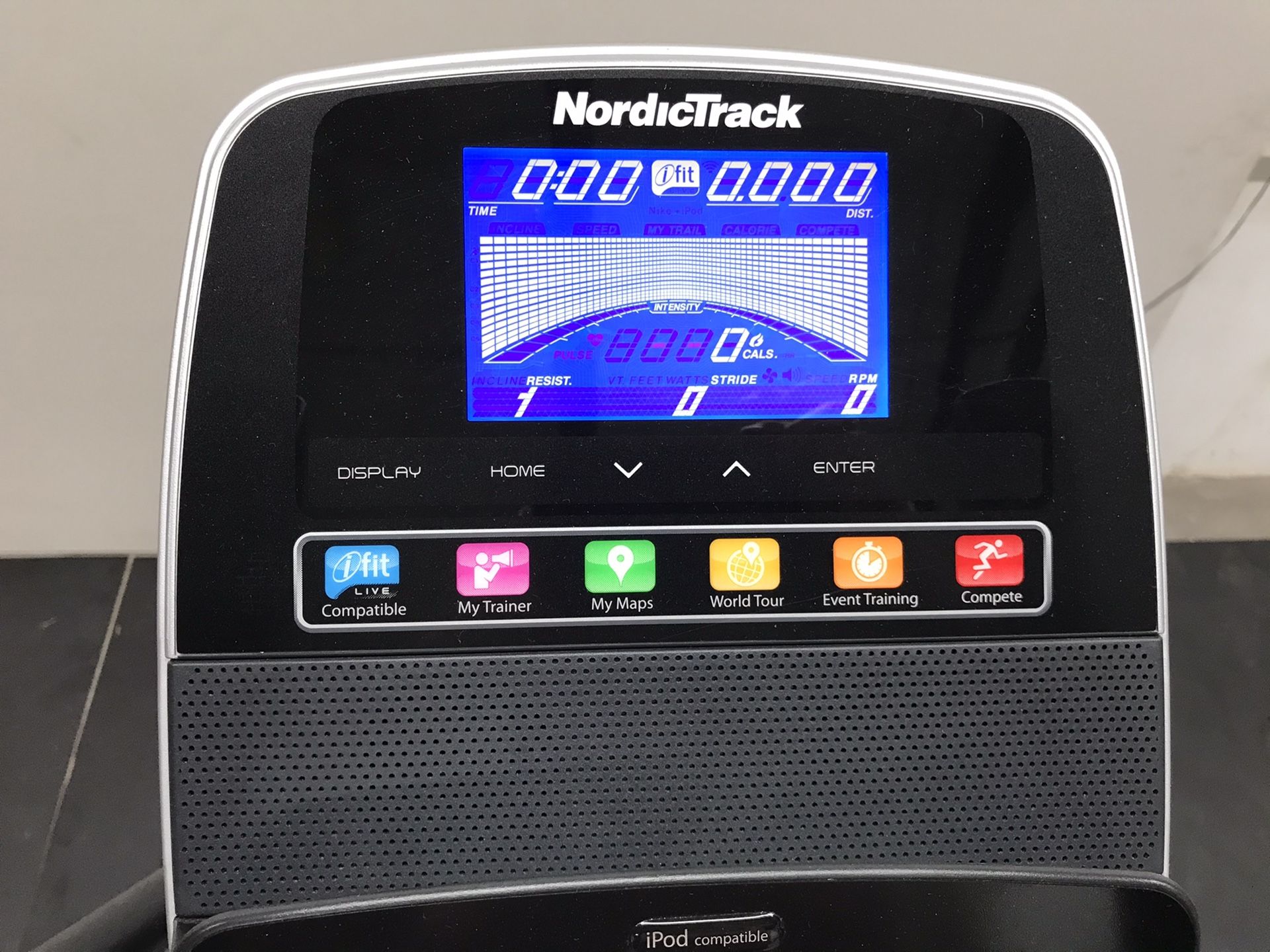 NORDICTRACK E5.7 ELLIPTICAL TRAINER for Sale in Fort Lauderdale, FL