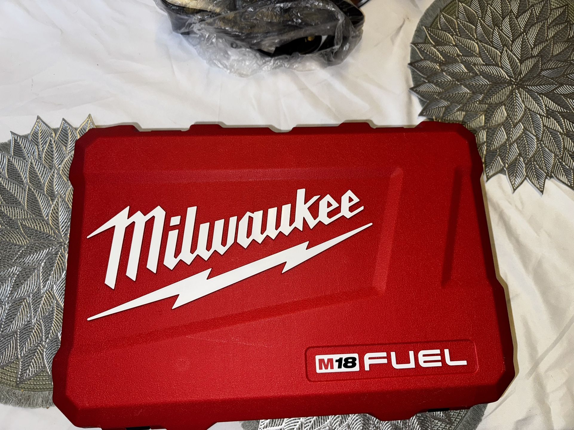 Milwaukee M18 FUEL 18V