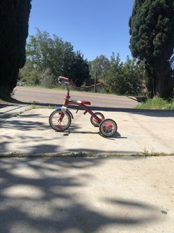 Radio-flyer Retro Red tricycle