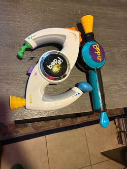 Bop It Electronic Game