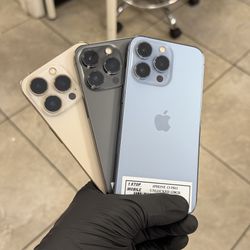 iPhone 13 Pro UNLOCKED 