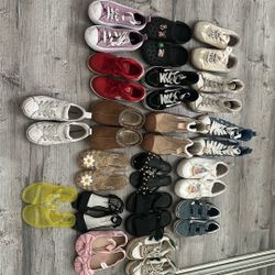 Little Girl Pair Of Shoes - Used 