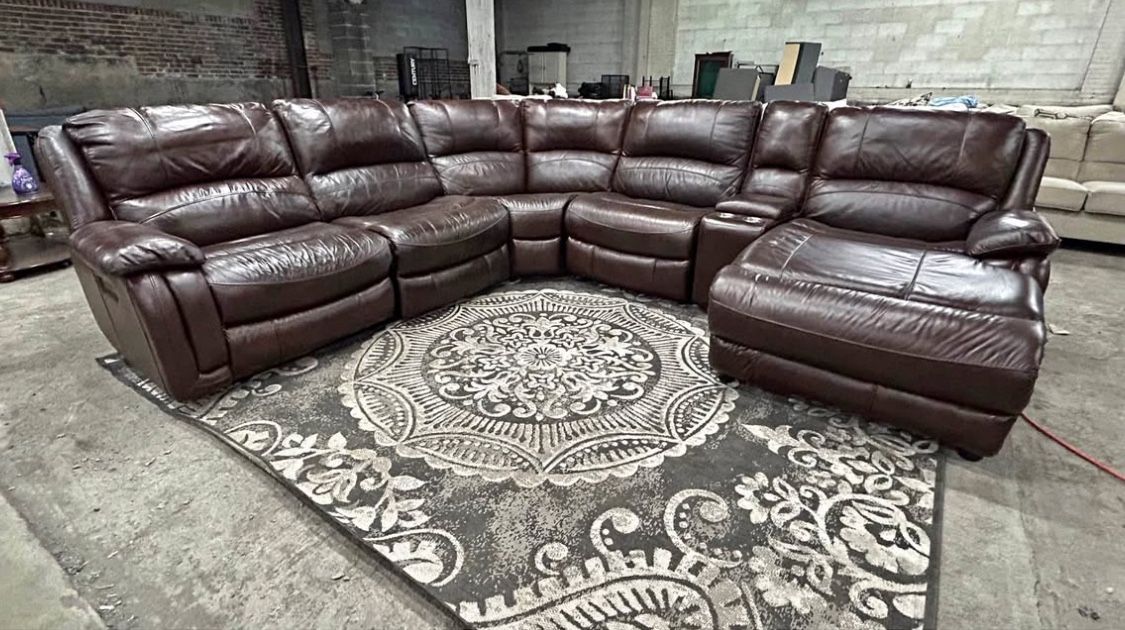 Gorgeous 6pc Power Reclining Sectional