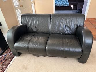 Leather love seat - Comfy