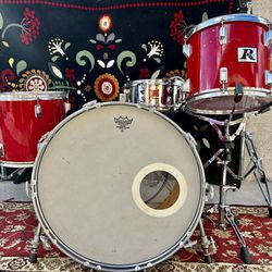 Drums - Rogers Vintage Big R , Color Red- W/Premier 1990s SD Snare Chrome