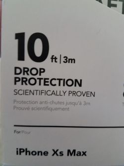 Tech21 iPhone Xs Max Cover