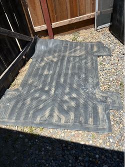 Chevy husky bed mat