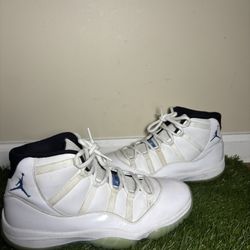 Jordan 11 Legend blue 