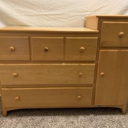Dresser / Changing table dresser