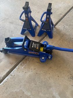 2 ton hydraulic jack with 2 jack stands like new