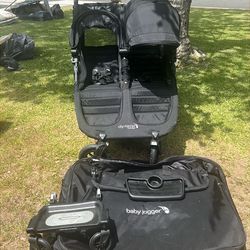 Double Citi Mini GT with accessories