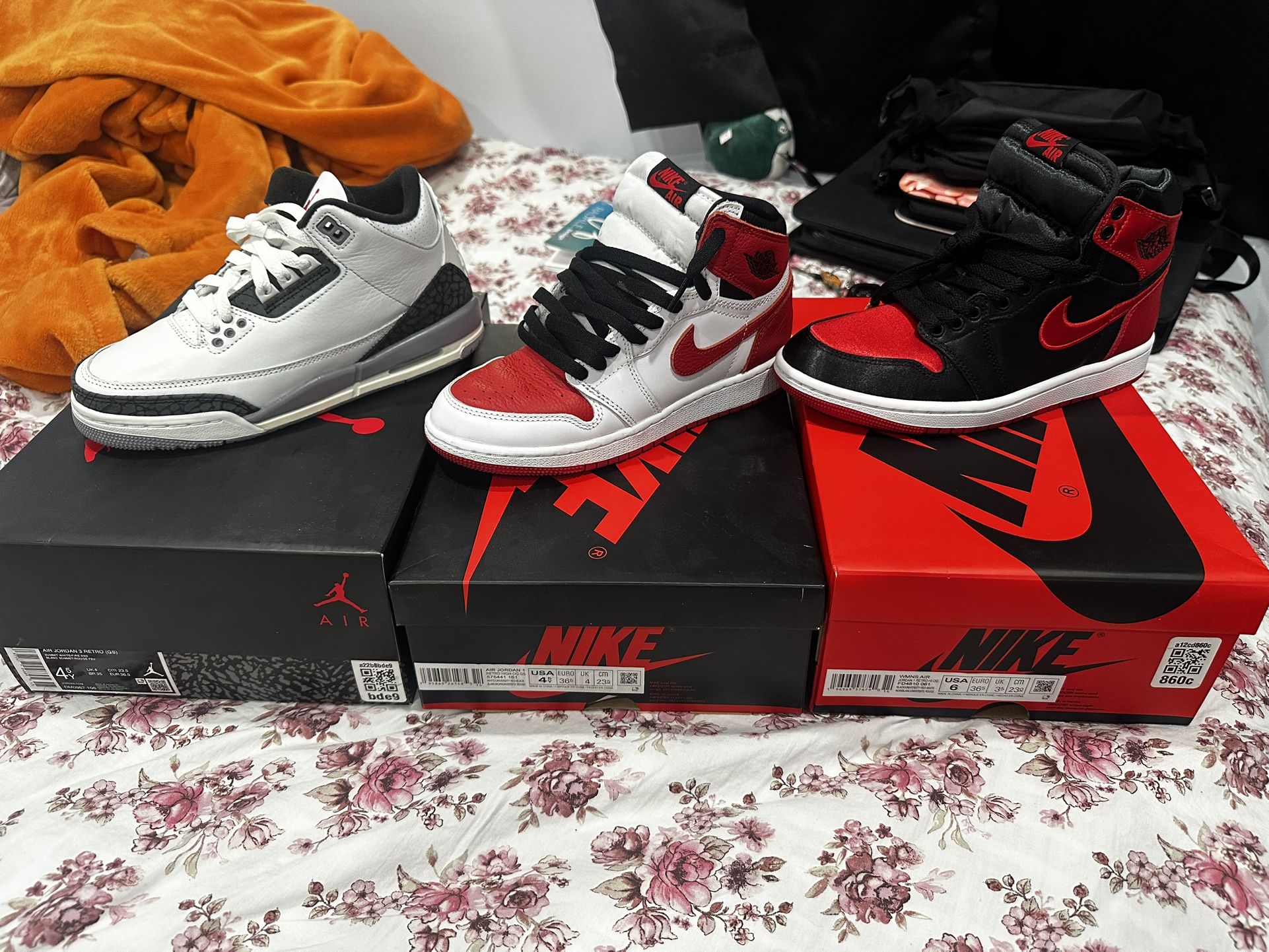 (3) $160 Nikes Js New
