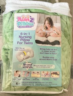 Twin Z Pillow Cover - Green - new never used